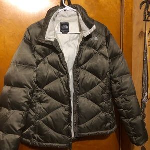 North face, puffer winter jacket, size X-L, bronzy brown